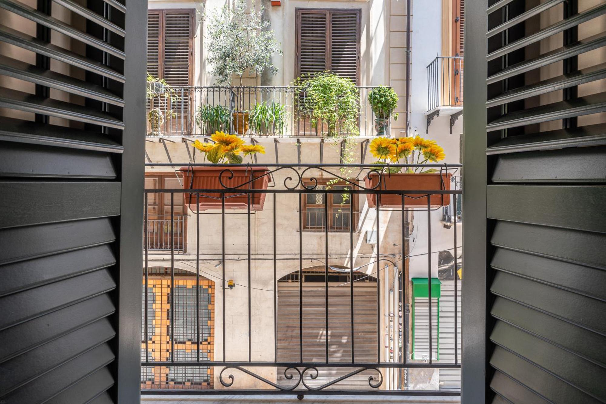 Good Vibes Apartment Nel Centro Storico ปาแลร์โม ภายนอก รูปภาพ